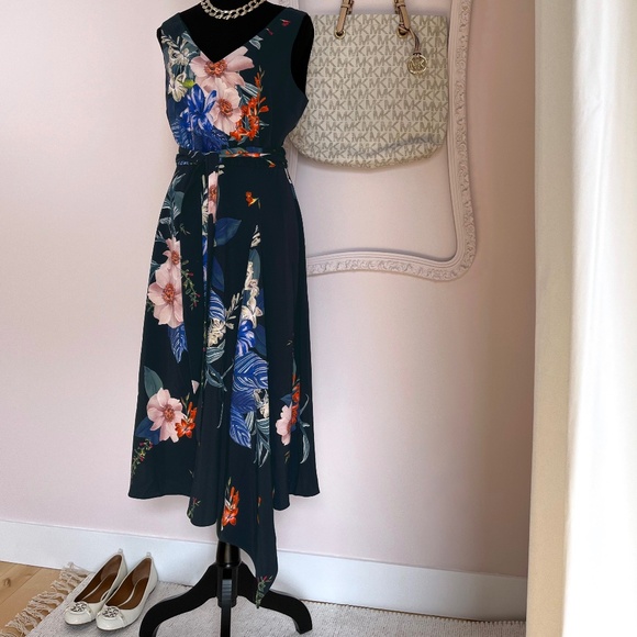 Floral Fit & Flare Midi Dress - Picture 1 of 5